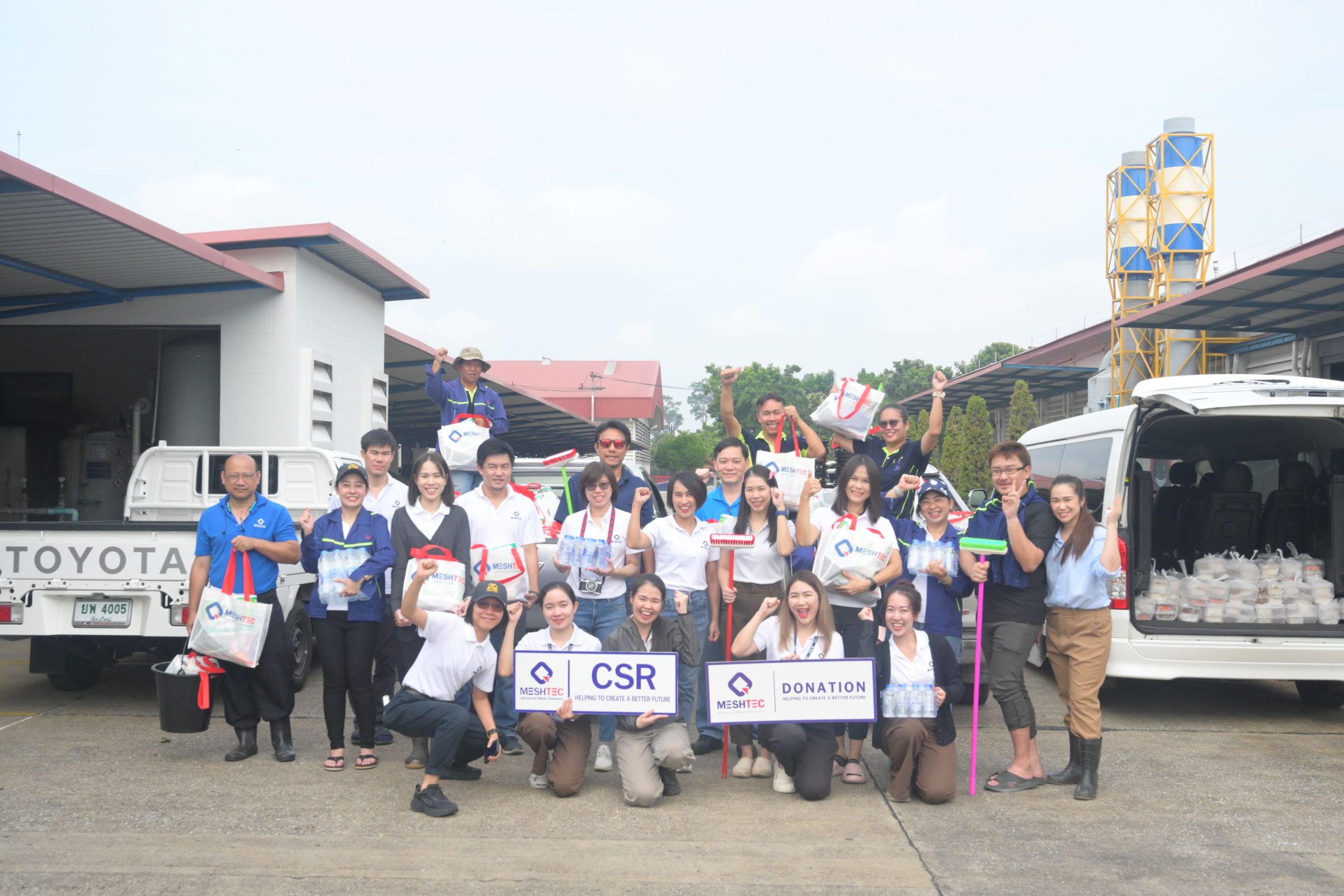 Team Meshtec proudly delivered 200 flood relief packages to support our 120 employees and 80 families in the Saraphi district of Chiang Mai